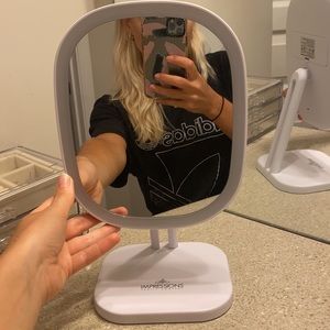 Impressions Highlight LED Makeup Mirror